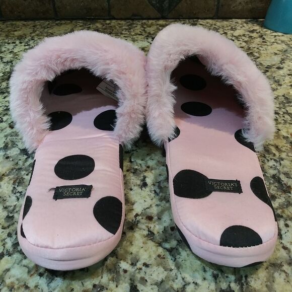 Victoria's Secret Satin Polka Dot Slippers - Picture 5 of 7
